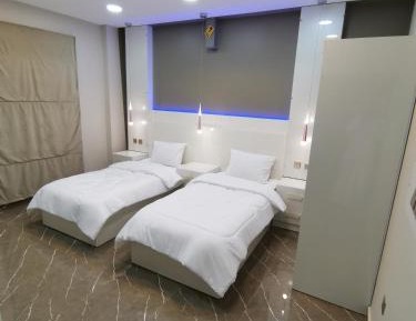 Twin Room with Shared Toilet