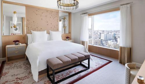 Premier Suite