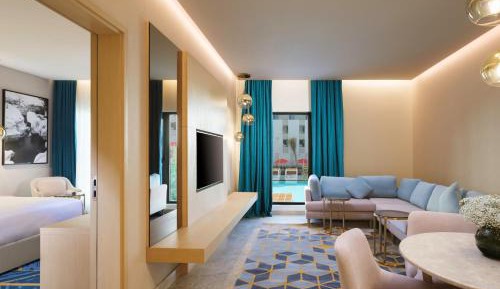 One Bedroom Pool View Apartment