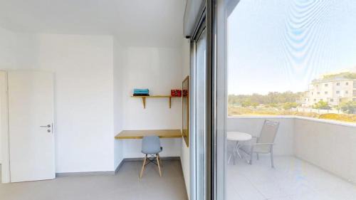 Apartment with Garden View