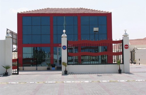 Umm al Quwain Hotel | Royal Residence Hotel Apartments