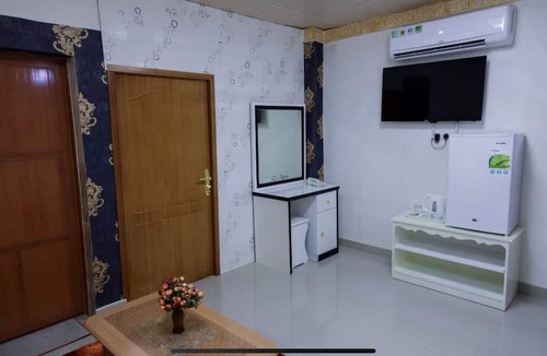 Bidiya Hotel | Capital O 141 Golden Rays Hotel