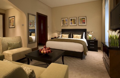 Al Maqta Hotel | Shangri-La Hotel Apartments Qaryat Al Beri