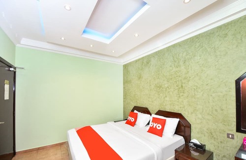 Muscat Hotel | OYO 137 Marina Hotel