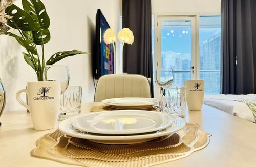 Jumeirah Lake Towers Apartment | Cosmos Living Dubai Arch Tower