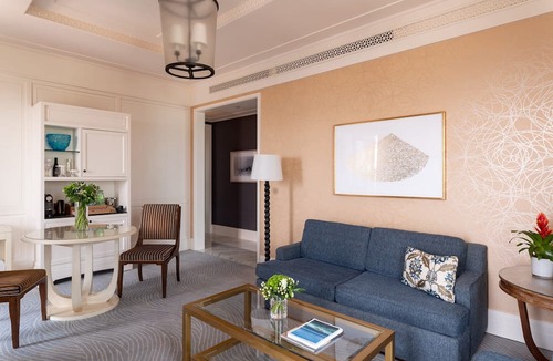 Jumeirah Hotel | Four Seasons Resort Dubai at Jumeirah Beach