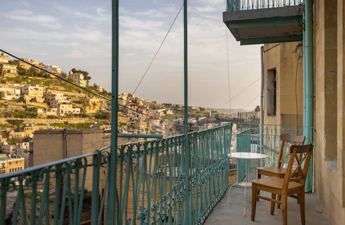Salt Bed & Breakfast | Jordan Heritage Madhafah