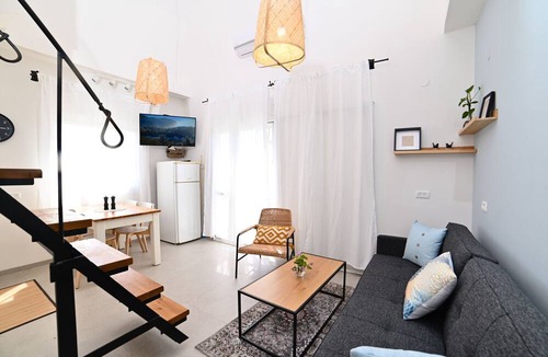 Emek Izrael Cottage | YalaRent Valley view Boutique cottages
