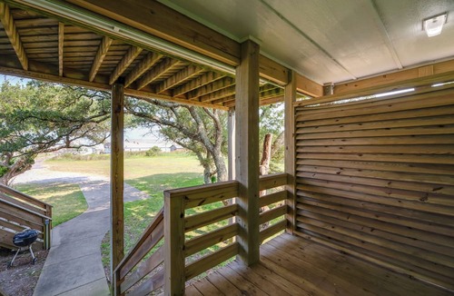 Hatteras Apartment | Quiet Hatteras Duplex With Decks ~ 1 Mile to Beach