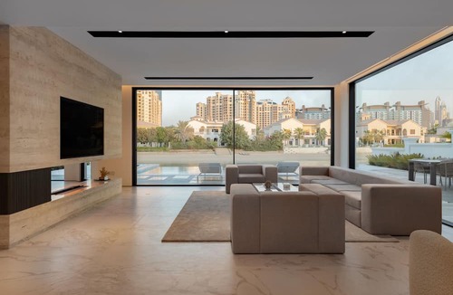 Palm Jumeirah Villa | Palm Paradise- 5BR Villa - Infinity Pool