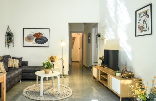 Haifa Apartment | Charming 2BR in Haifa by Sea N' Rent