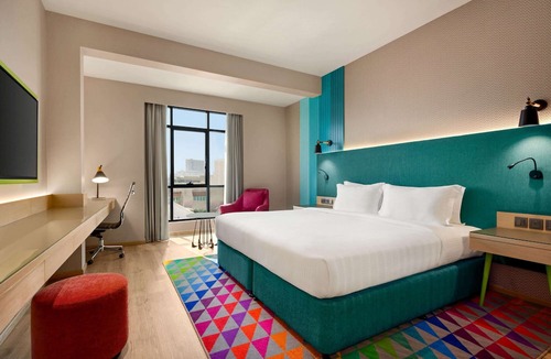 Bur Dubai Hotel | La Quinta by Wyndham Dubai Jumeirah