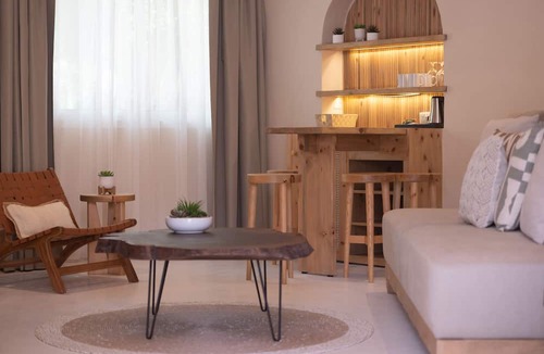 Umm al Quwain Hotel | Umm Al Quwain Beach Hotel