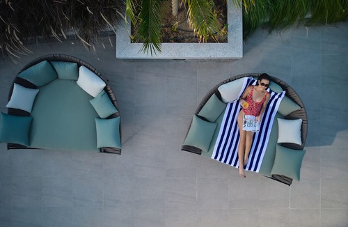 Jumeirah Village Triangle Hotel | Mövenpick Hotel Jumeirah Village Triangle