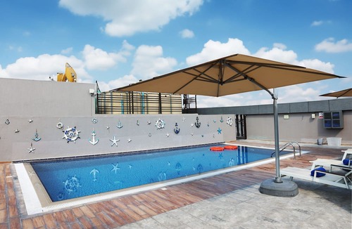 Jadaf Hotel | Grand Kingsgate Waterfront By Millennium Hotels