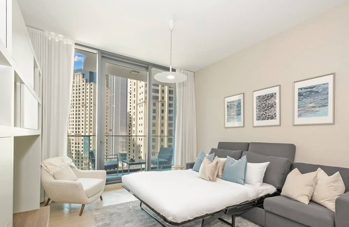Al Sufouh 2 Apartment | LUX Contemporary Suite Marina View 4