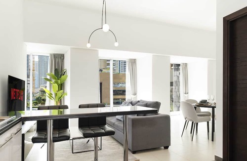 Al Sufouh 2 Apartment | LUX The Cayan Superior Suite 2