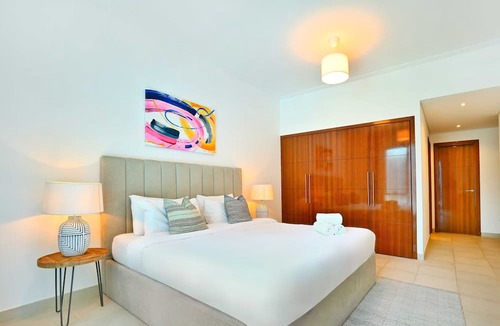 Al Sufouh 2 Apartment | LUX | Marina Promenade 2 BR Prime location Apt