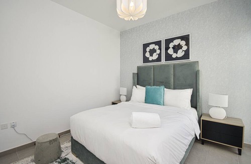 Dubai Apartment | 3B-Urbana 1-37-G04