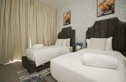 Dubai Apartment | 3B-Urbana 1-37-G04