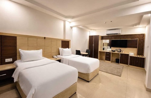 Al Maabilah Hotel | Diamond Star Hotel