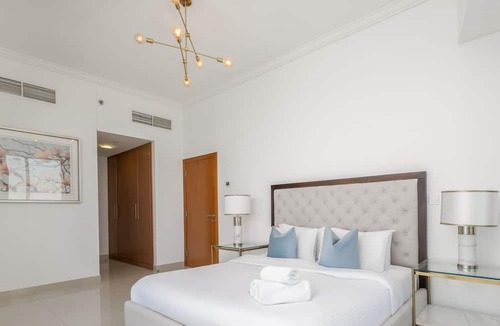 Dubai Apartment | LUX The Sky View Suite Dubai Marina