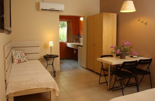 Sha'ar HaGolan House | El-Mul Golan Kibbutz Country Lodging