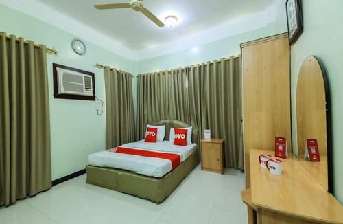 Sur Hotel | Super OYO 108 Marsa Al Masafar Hotel Apartment
