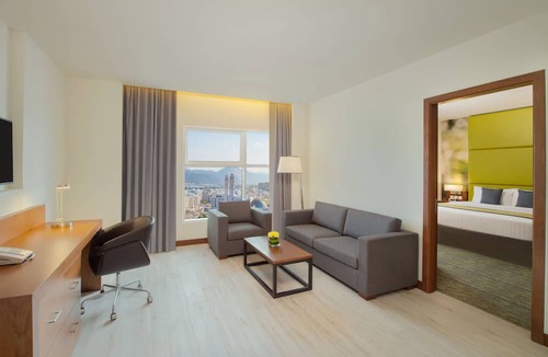 Muscat Hotel | Wyndham Garden Muscat Al Khuwair