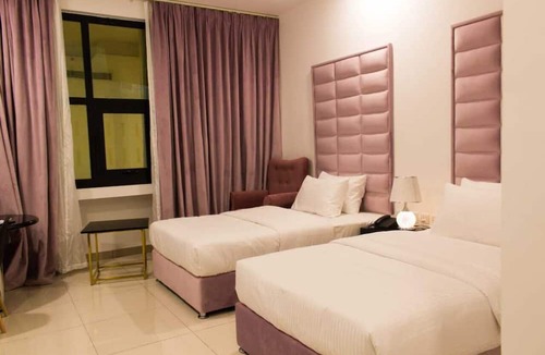 Azaiba Hotel | Parkside Plaza Hotel - Muscat