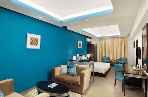 Seeb Hotel | Al Hail Waves Hotel Managed By Centara