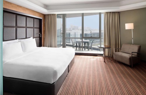 Dubai Media City Hotel | Radisson Blu Hotel, Dubai Media City