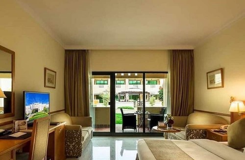 Nizwa Hotel | Golden Tulip Nizwa Hotel