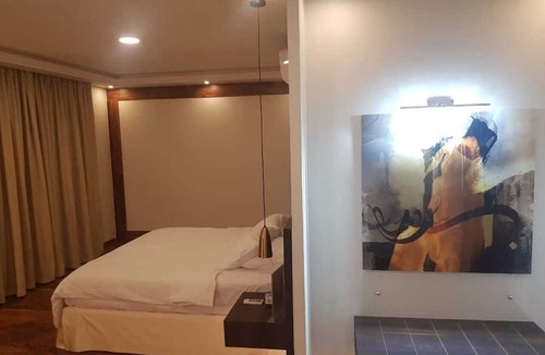 Al Seer Hotel | Julphar Hotel