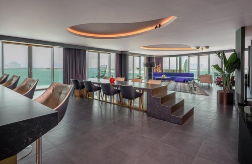 Palm Jumeirah Hotel | W Dubai - The Palm