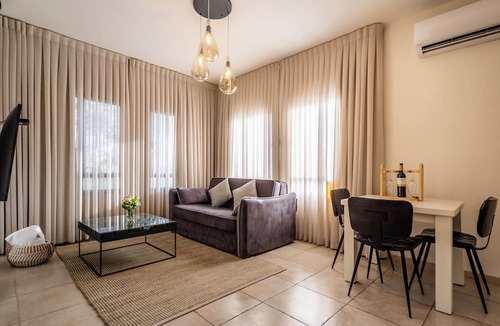 Yuval Hotel | Grand Vista Boutique Hotel And Spa