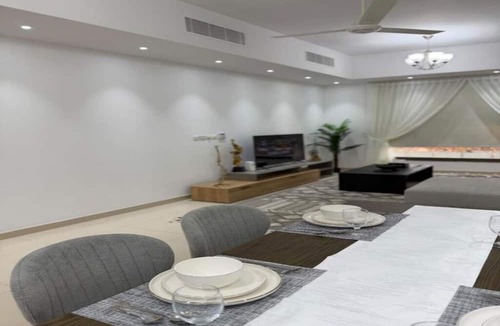 Seeb Apartment | Apartment in Al Muzn Residence Air Port