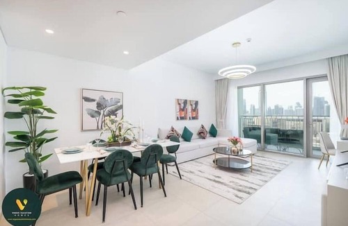 Za'abeel 2 Apartment | Vogue | Downtown with Direct Access to Dubai Mall