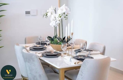 Za'abeel 2 Apartment | Vogue | Downtown with Direct Access to Dubai Mall