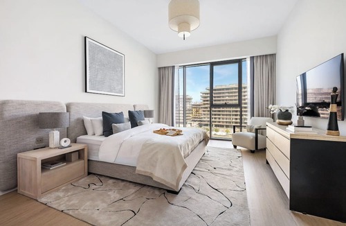 Al Safa Apartment | 3BR with Burj Khalifa and Canal View