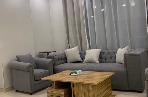 Suwailih Apartment | Luxurious 3 Bedroom Apartment in Heart of Amman