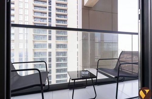 Sheikh Zayed Road Apartment | Vogue | Aykon City Business Bay near Metro Station