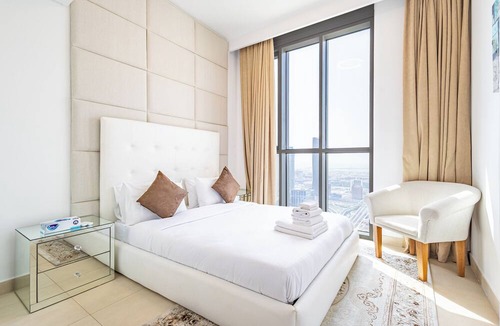 Bur Dubai Apartment | Superhost Elegant 3BR Burj Khalifa View