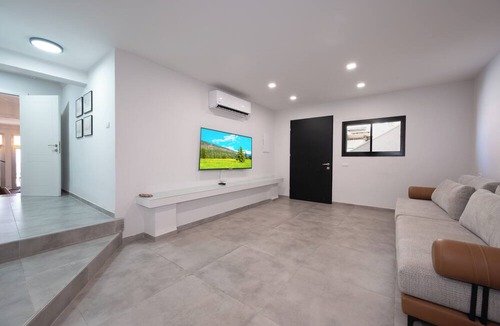 Tiberias Villa | Villa Blue Horizon