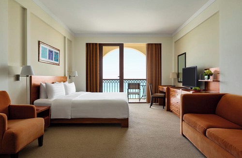 Barr Al Jissah Hotel | Doubletree By Hilton Muscat Al Waha