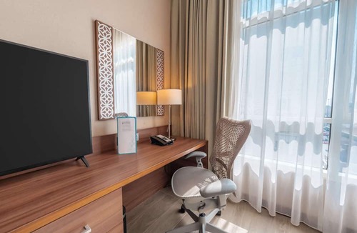 Al Mina Hotel | Hilton Garden Inn Dubai Jumeirah