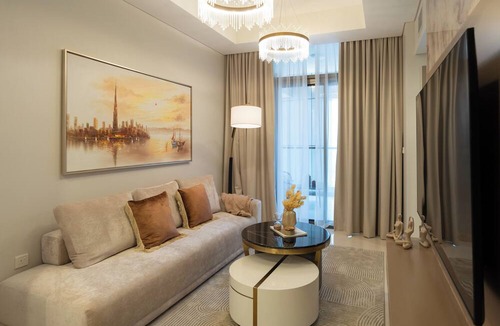 Sheikh Zayed Road Apartment | Keyrock Living - Luxury Stay in Dubai