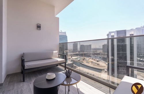 Madinat Zayed Apartment | MAG318 Lux Burj Khalifa Walk Pool View