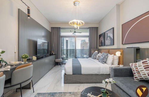 Madinat Zayed Apartment | MAG318 Lux Burj Khalifa Walk Pool View