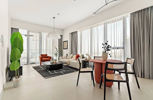 Al Safa Apartment | Silkhaus Canal Front Residence